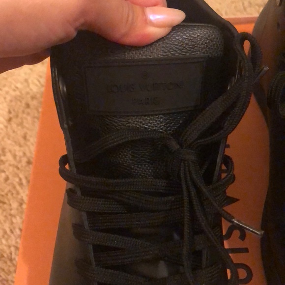 Louis Vuitton sneakers - Picture 5 of 8